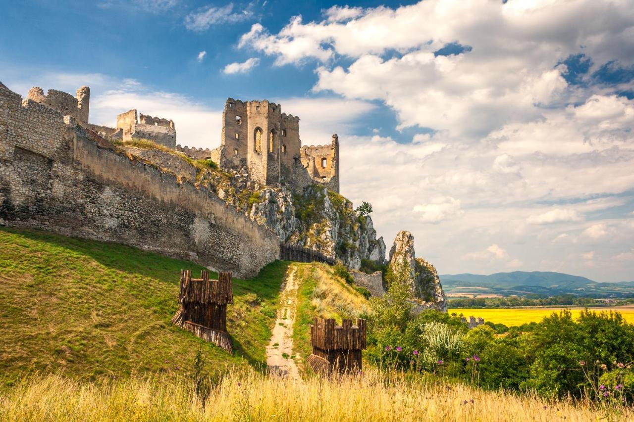 Chata Trubarka Trenčín エクステリア 写真